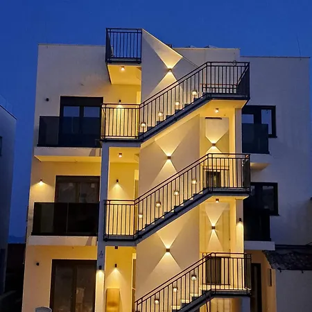 M&M Luxury Apartments Petrcane Exterior photo