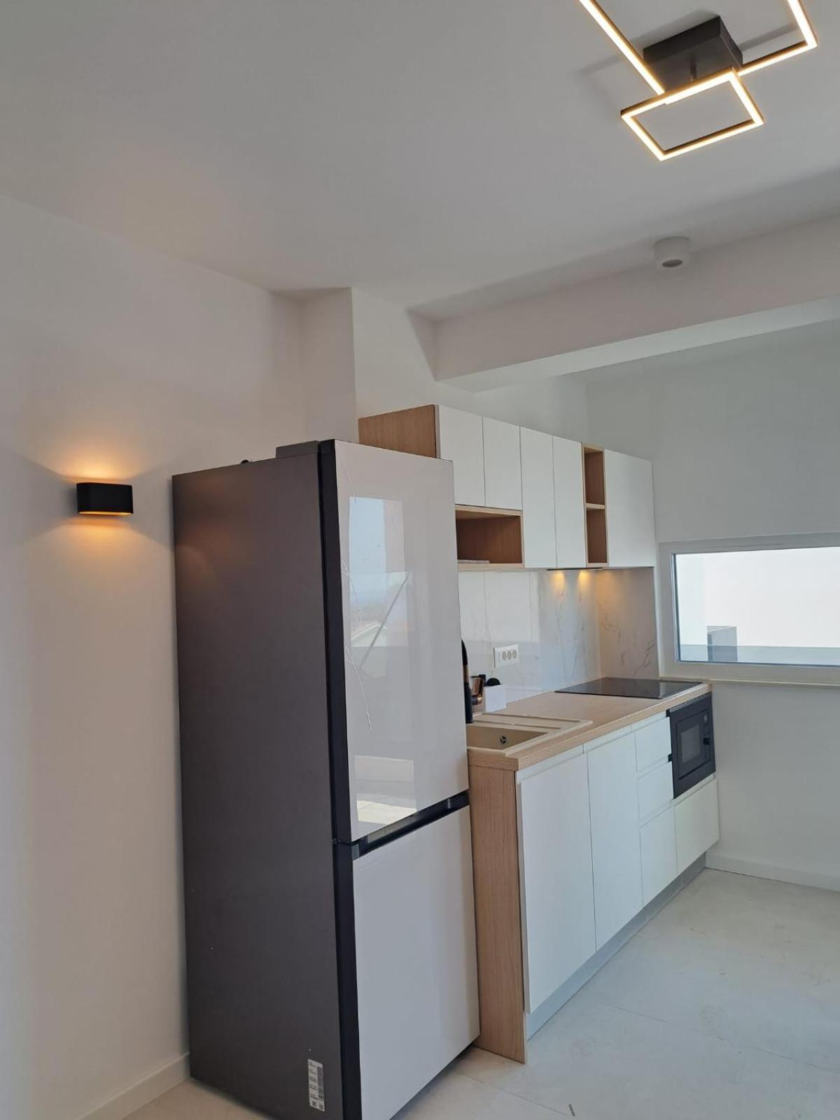 M&M Luxury Apartments Apartment
