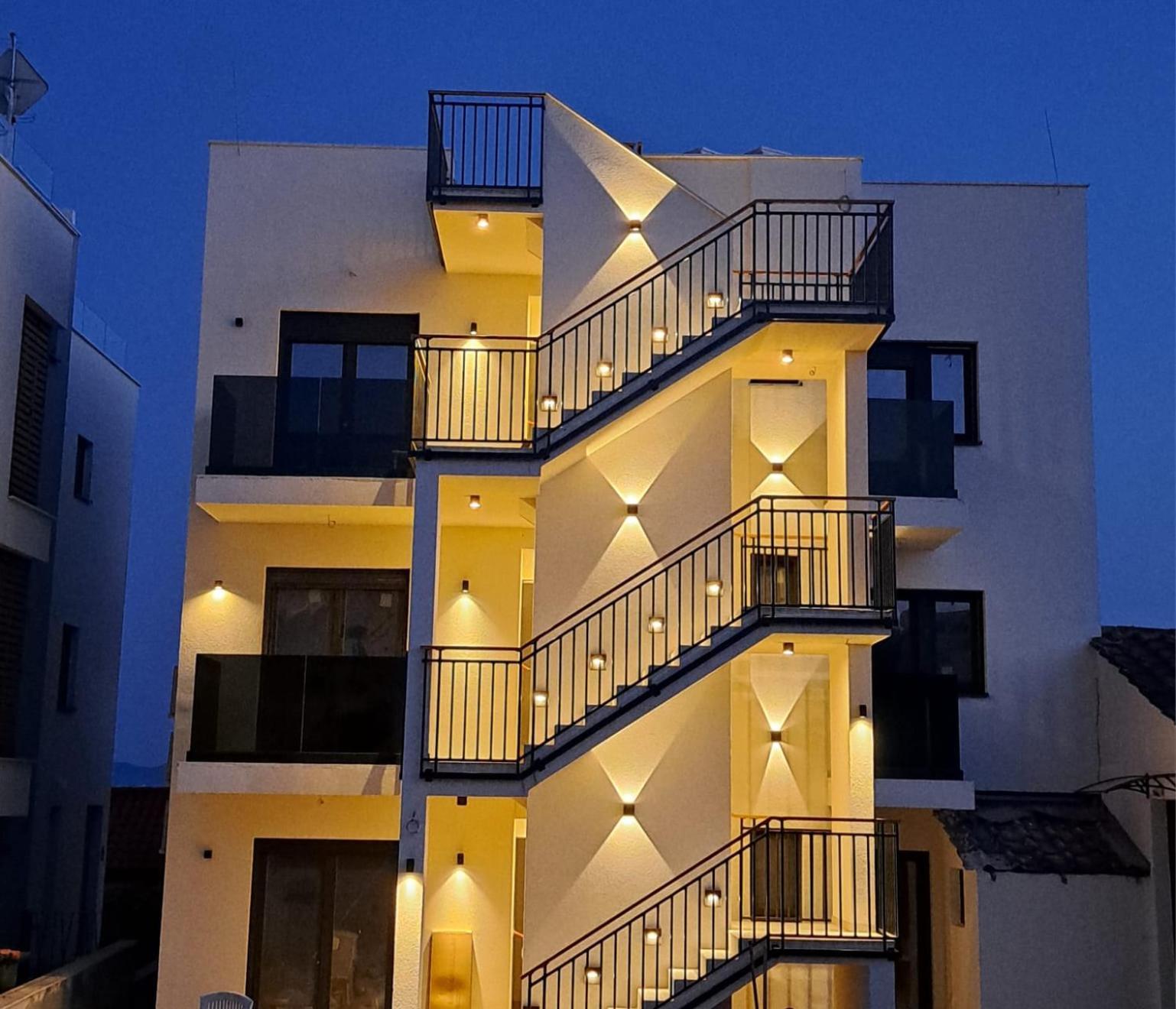 M&M Luxury Apartments *