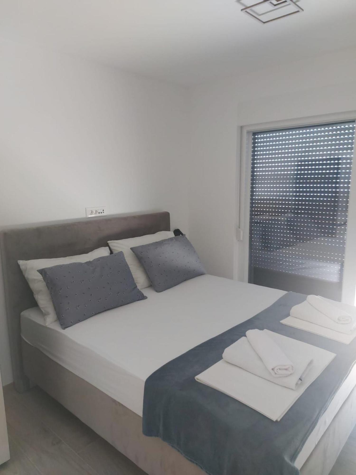 M&M Luxury Apartments * Petrcane