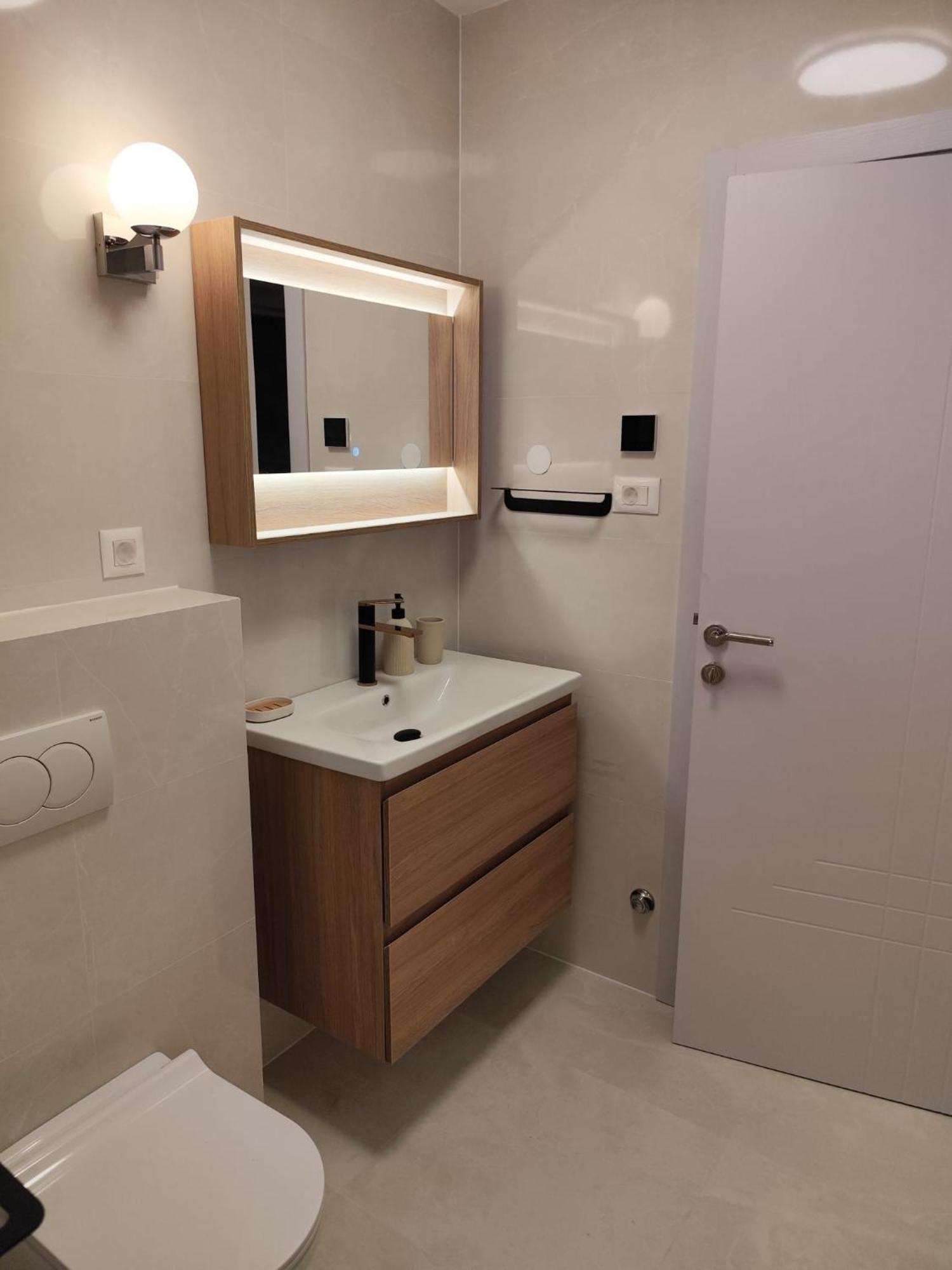 M&M Luxury Apartments *