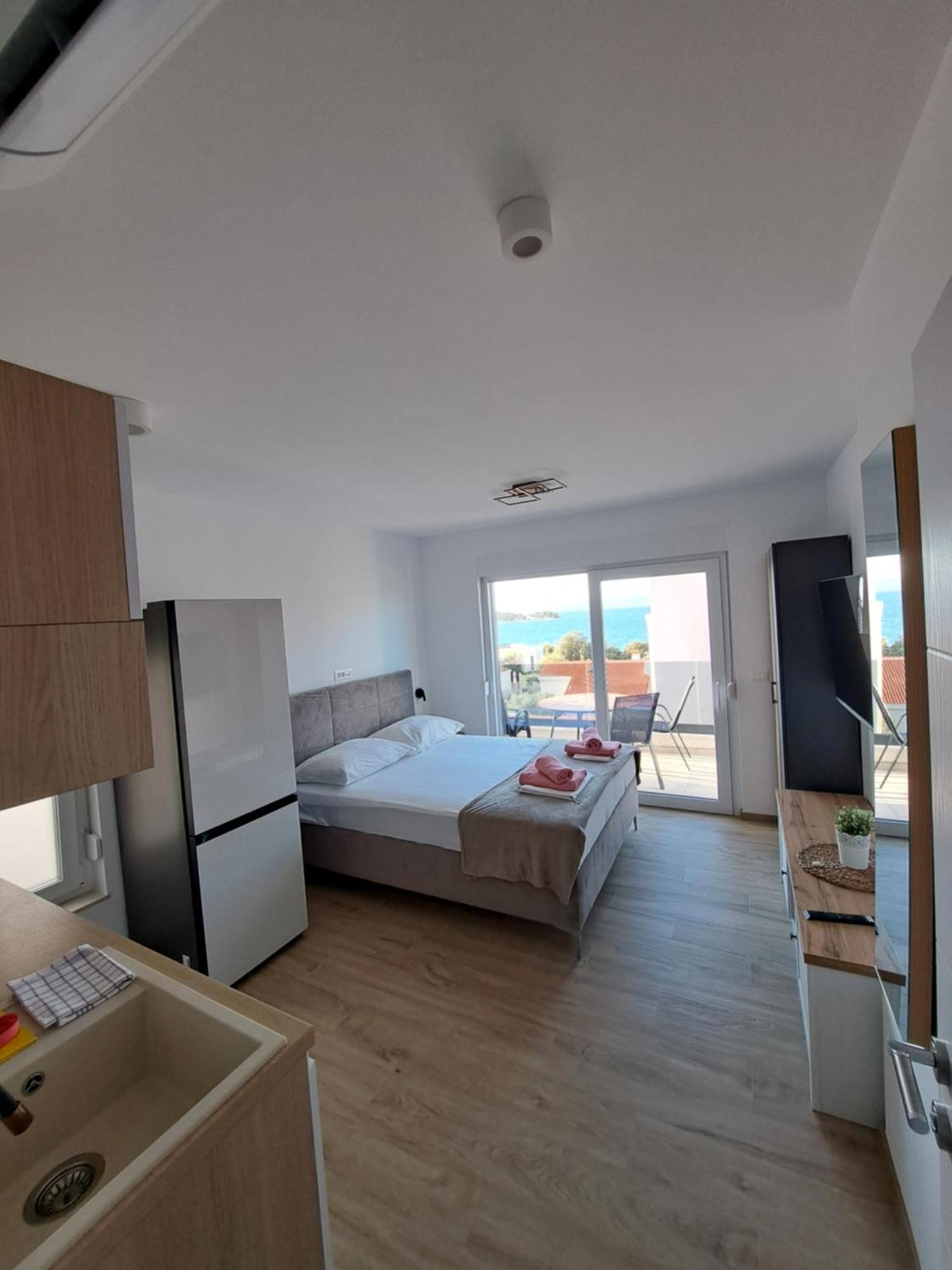 M&M Luxury Apartments *
